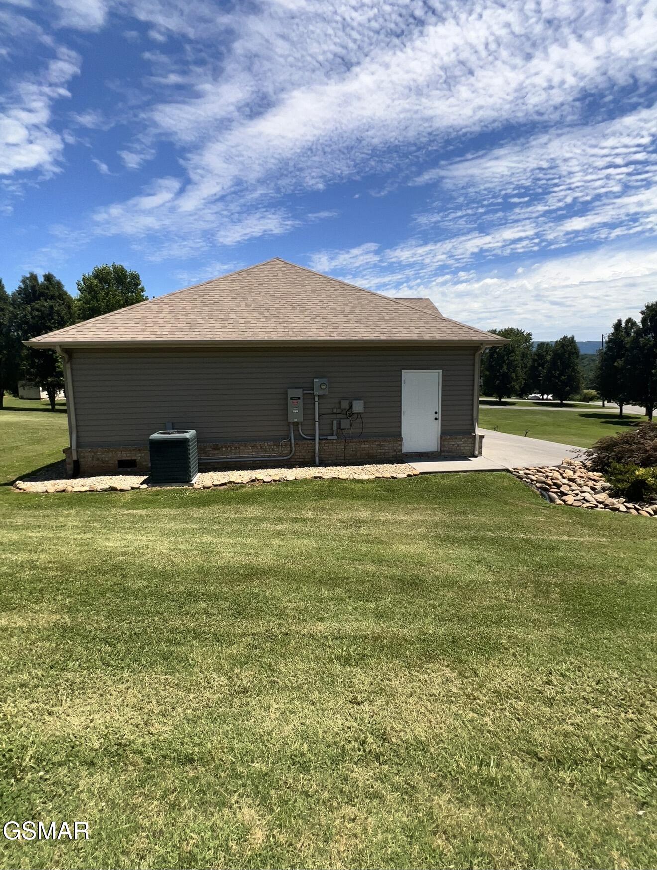 2449 Oakview Lane Sevierville TN 37876