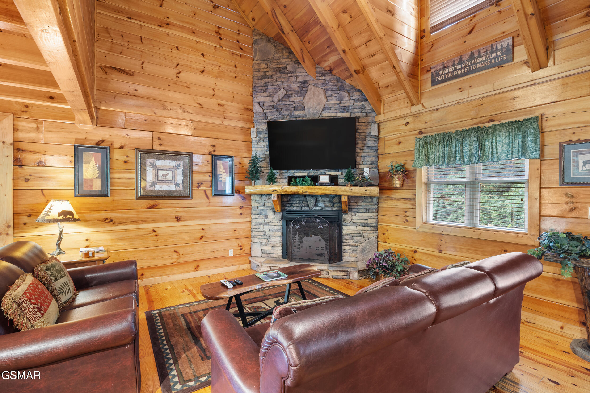 4420 Shangrila Way Sevierville TN 37876