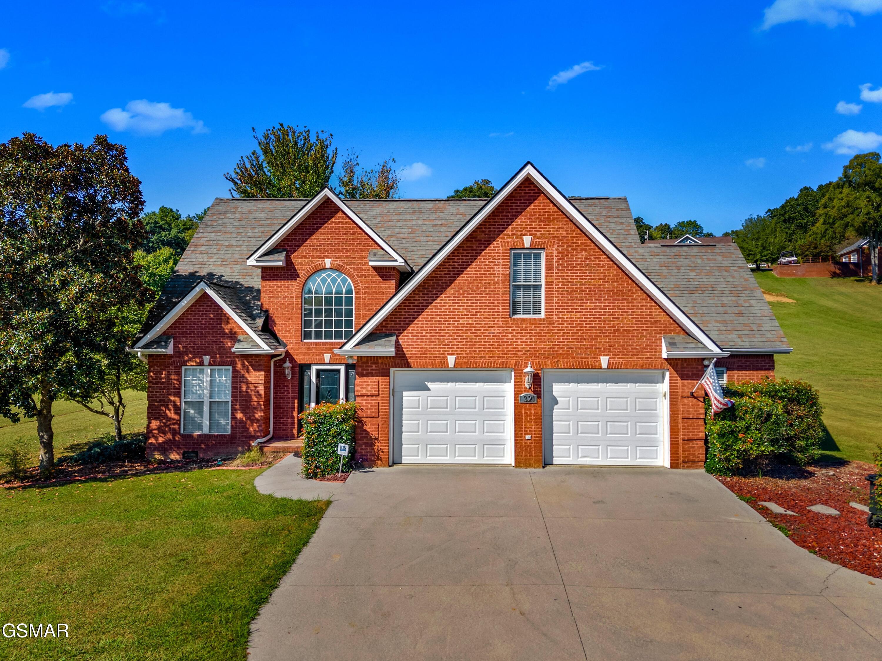 321 Back 9 Drive White Pine TN 37890