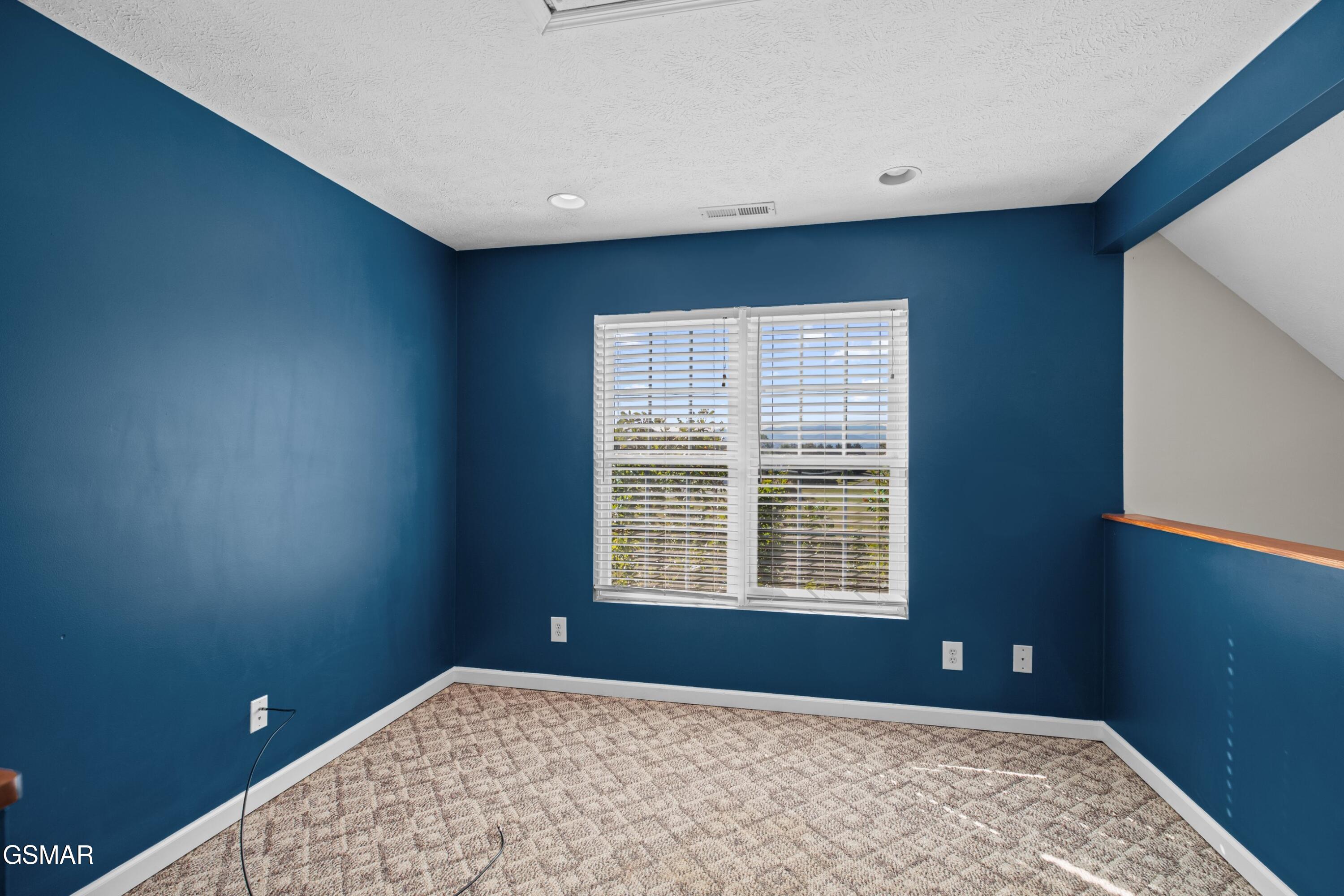 321 Back 9 Drive White Pine TN 37890
