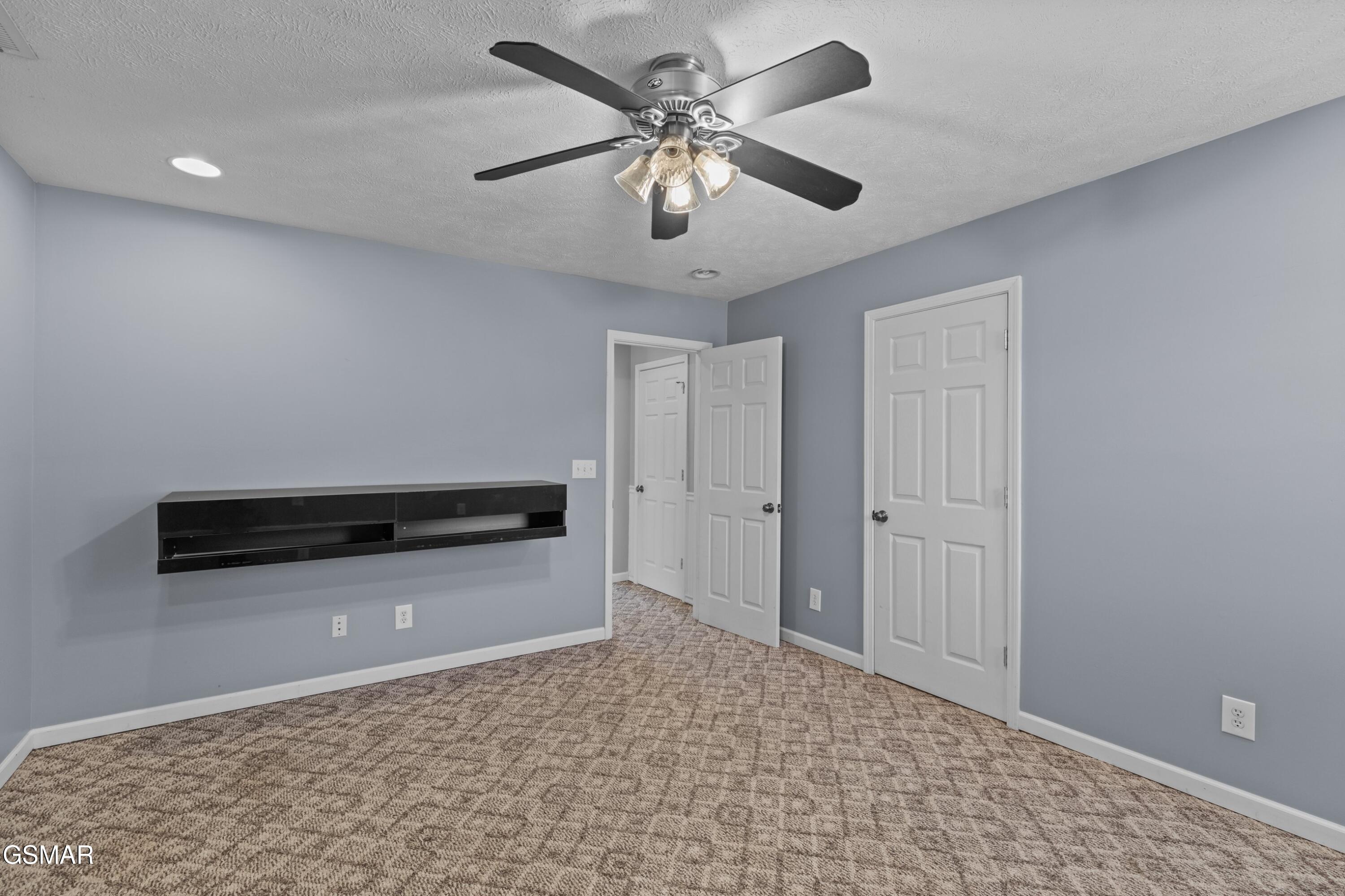 321 Back 9 Drive White Pine TN 37890
