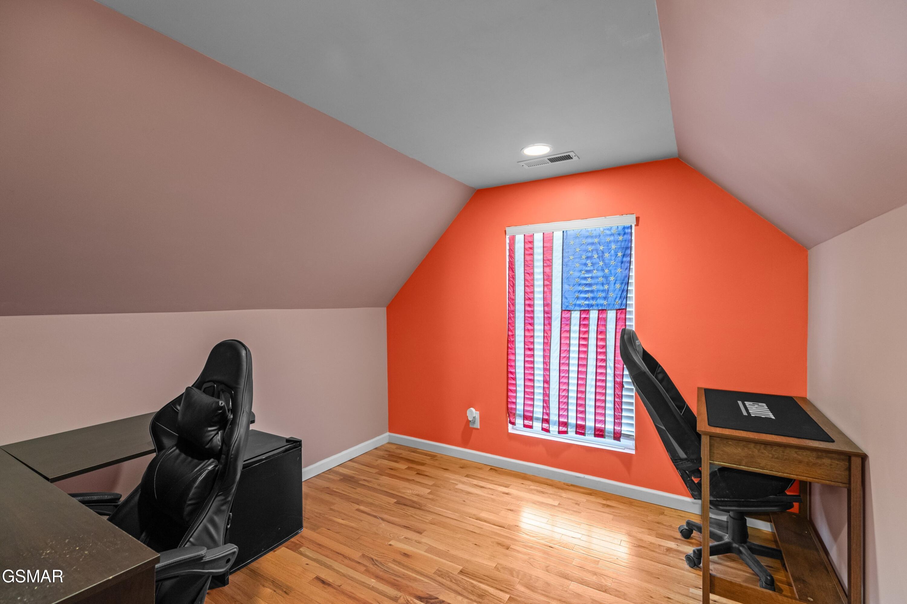 321 Back 9 Drive White Pine TN 37890