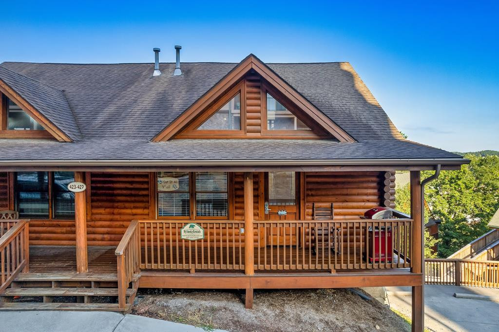 427 Big Bear Pigeon Forge TN 38763
