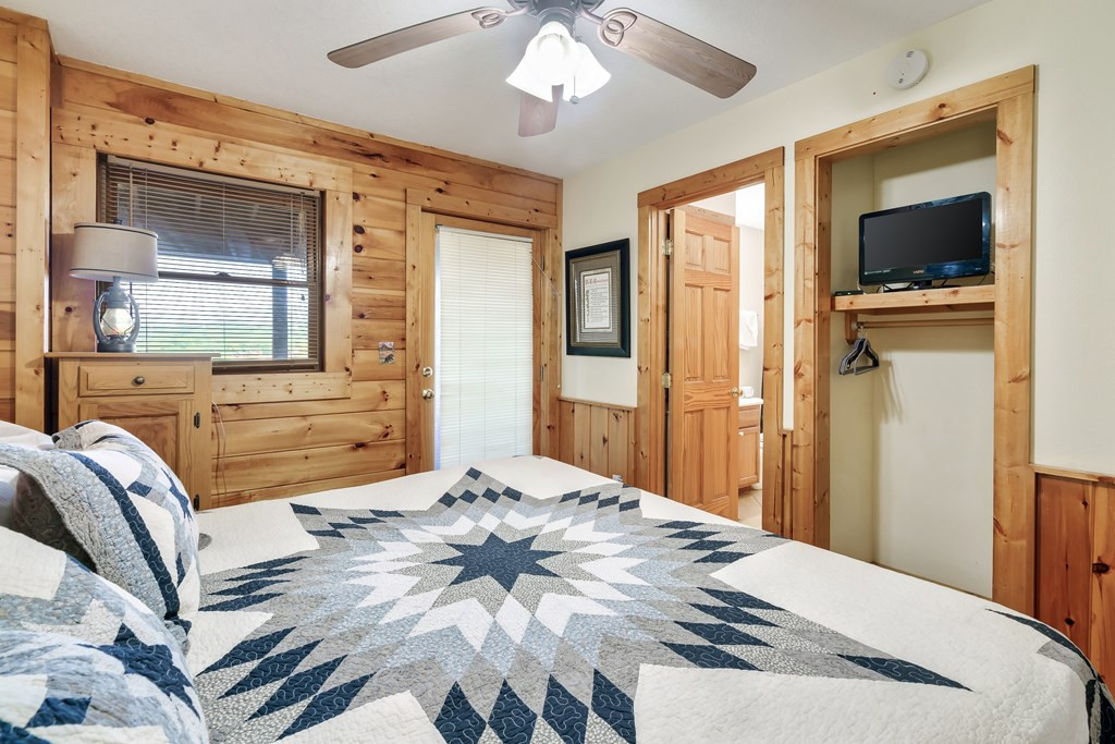 427 Big Bear Pigeon Forge TN 38763