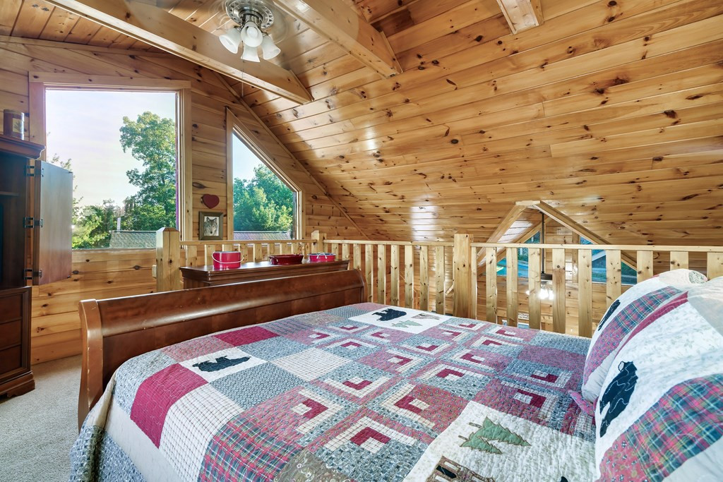 427 Big Bear Pigeon Forge TN 38763