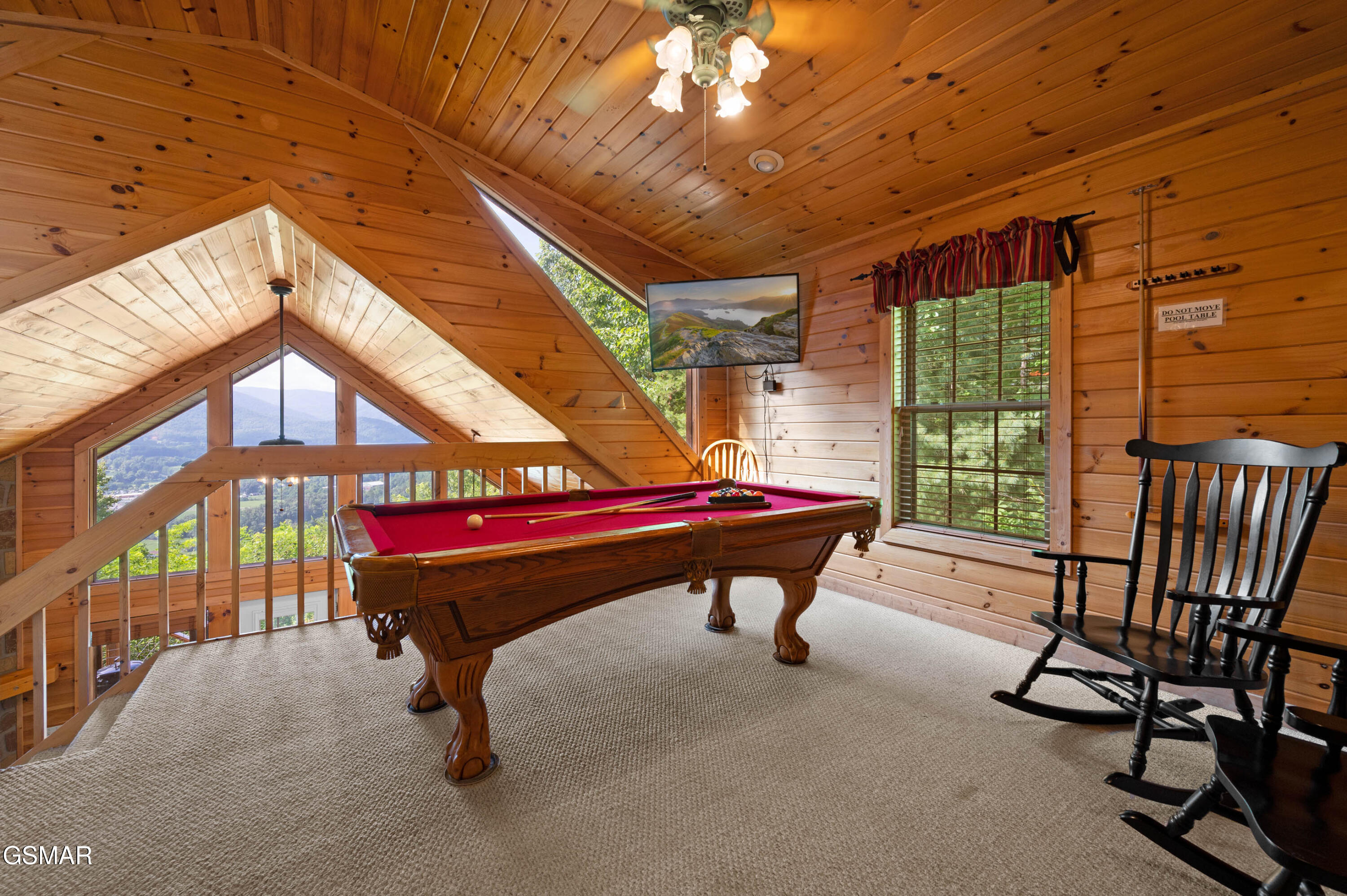 1876 Natures Lane Sevierville TN 37862