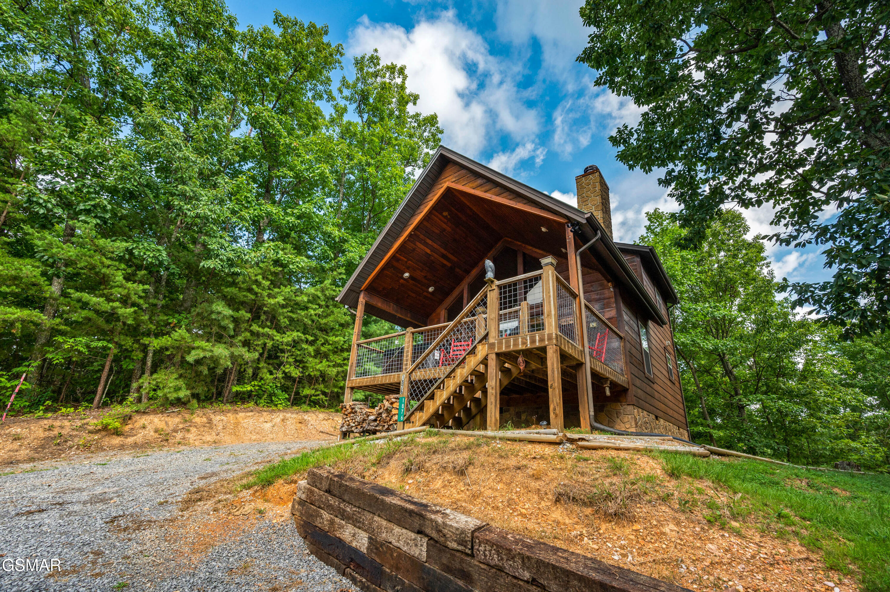 1876 Natures Lane Sevierville TN 37862