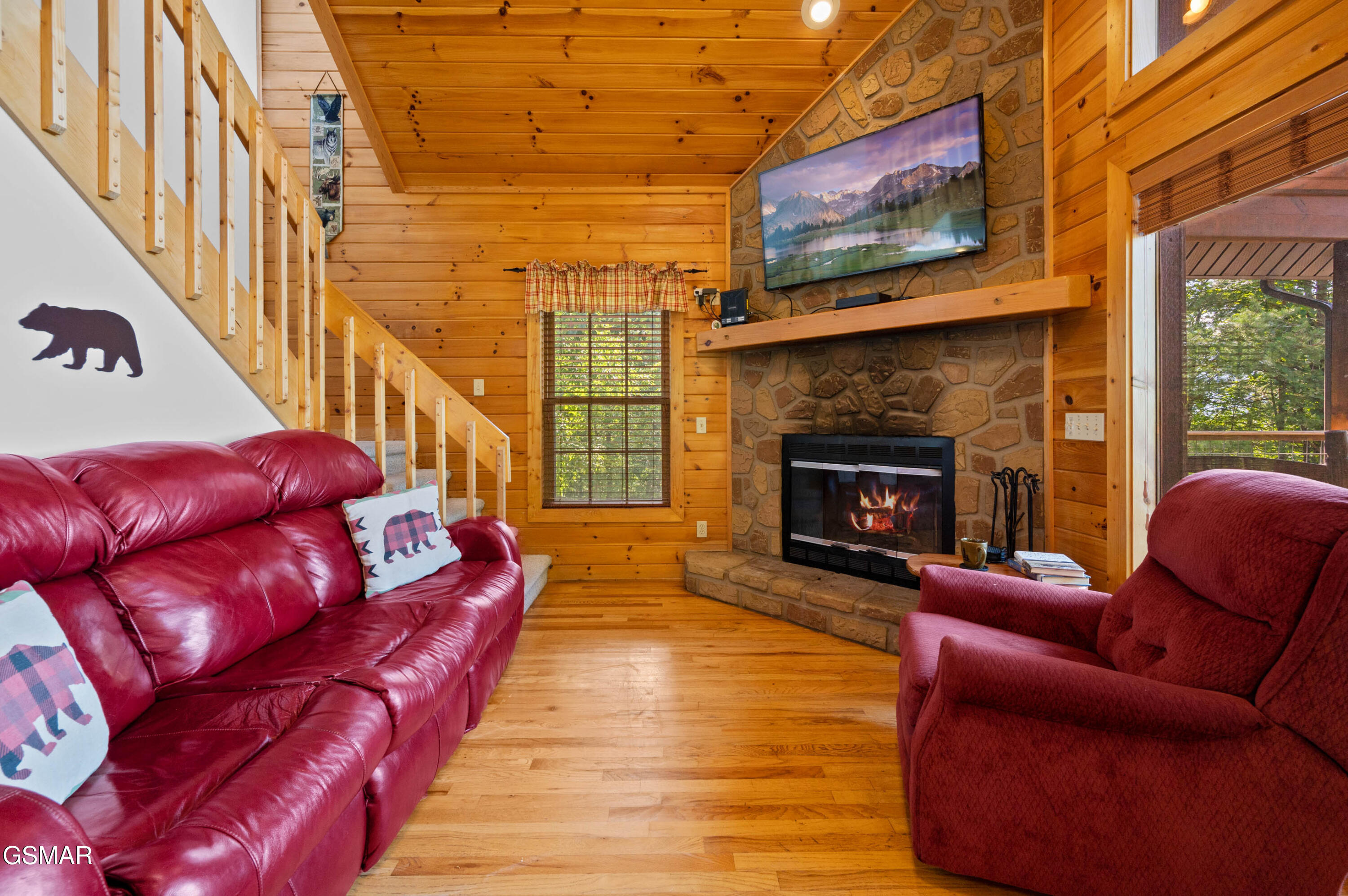 1876 Natures Lane Sevierville TN 37862