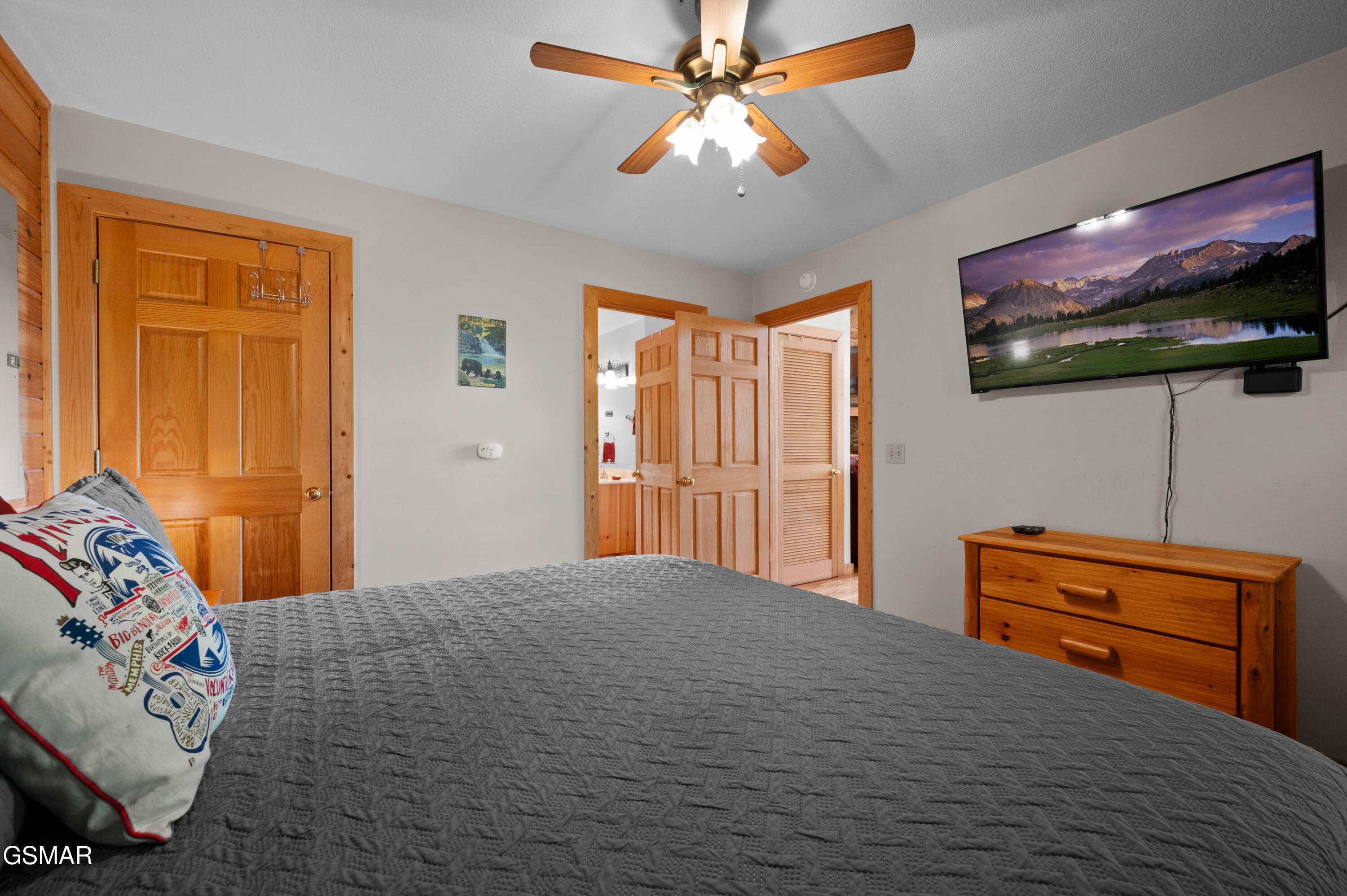 1876 Natures Lane Sevierville TN 37862