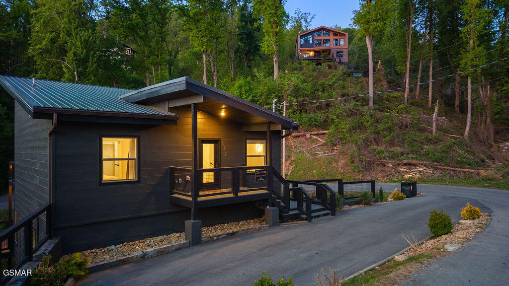 612 Sunset Lane Gatlinburg TN 37738