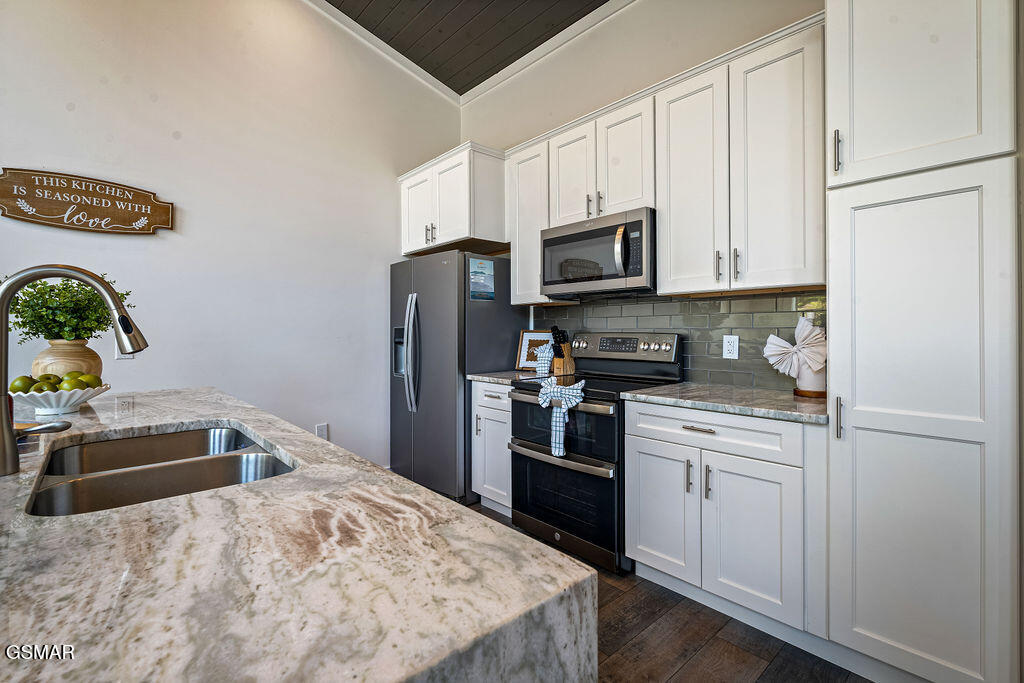 612 Sunset Lane Gatlinburg TN 37738