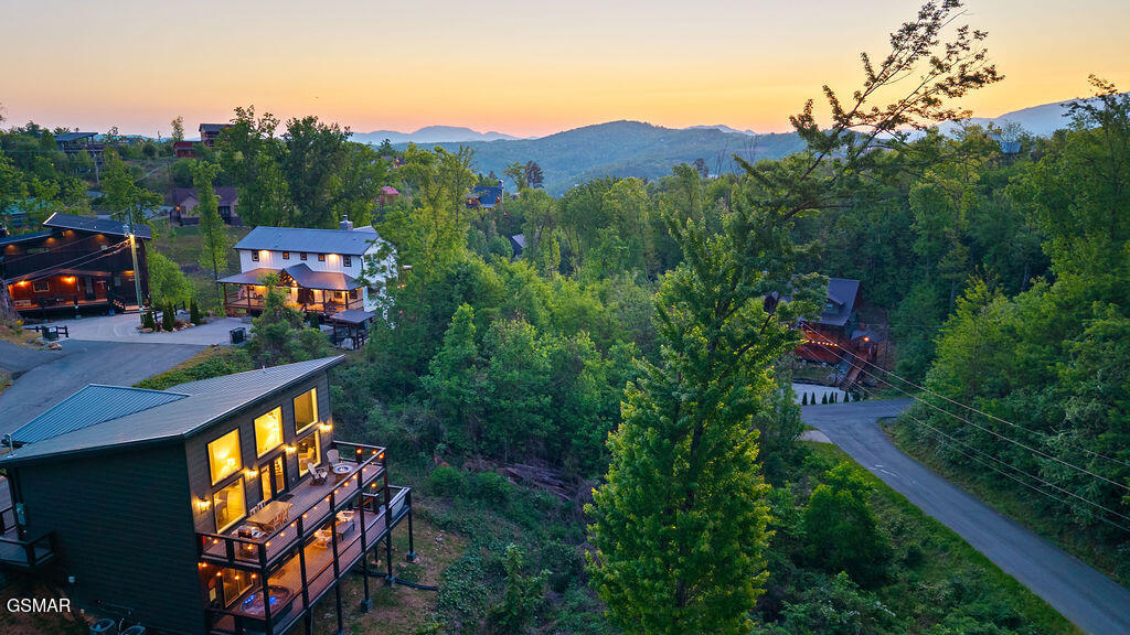 612 Sunset Lane Gatlinburg TN 37738
