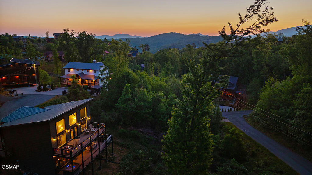 612 Sunset Lane Gatlinburg TN 37738