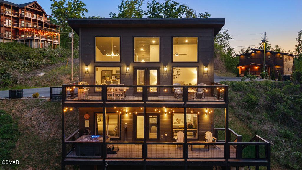 612 Sunset Lane Gatlinburg TN 37738