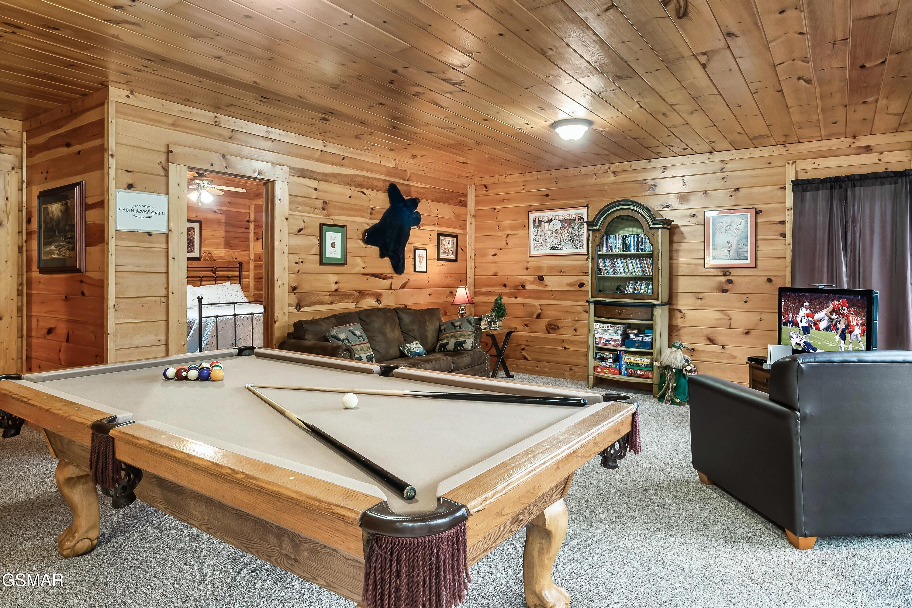 830 Black Bear Cub Way Sevierville TN 37862