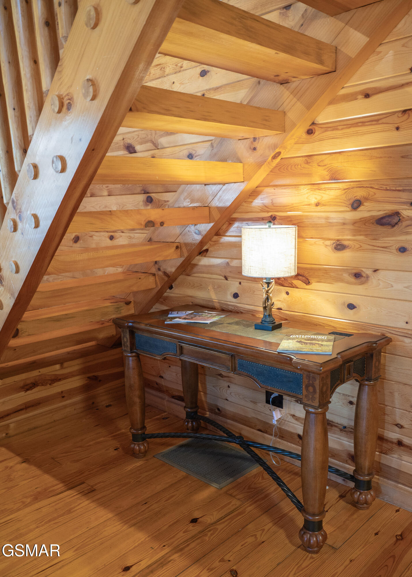 216 Forrest Loop Way Gatlinburg TN 37738