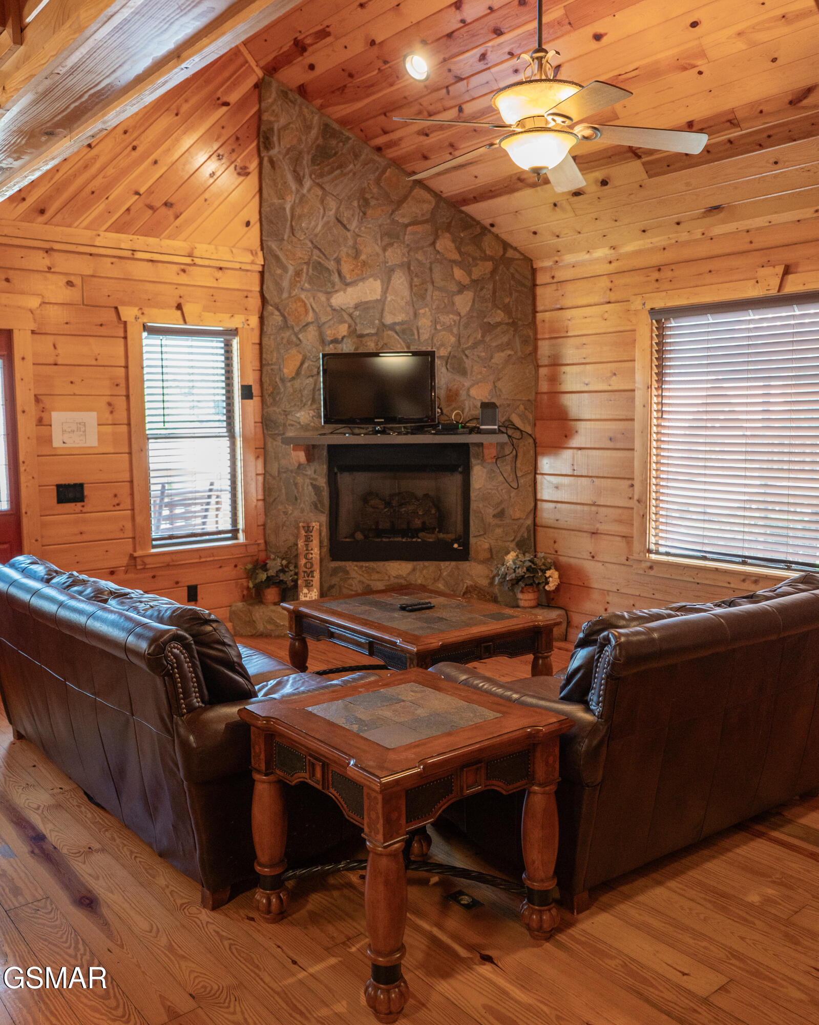 216 Forrest Loop Way Gatlinburg TN 37738