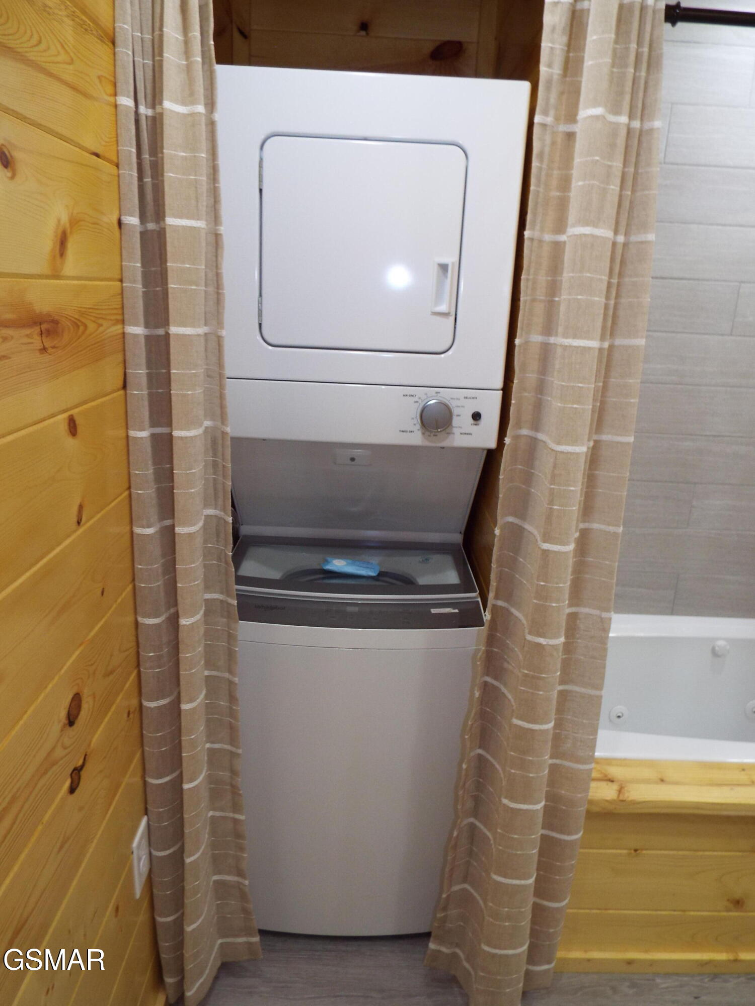 6018 Larkmoor Road Cosby TN 37722