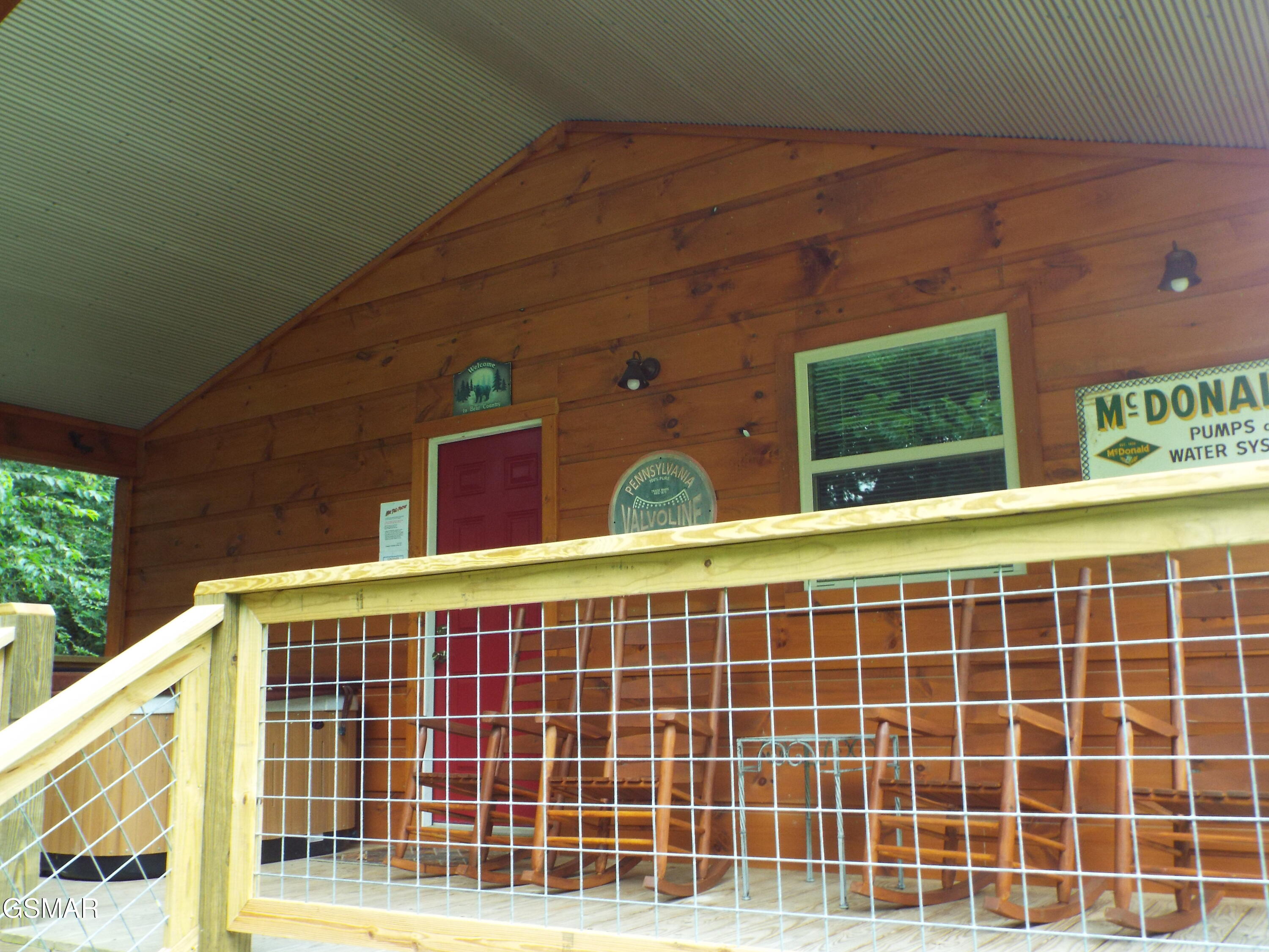 6018 Larkmoor Road Cosby TN 37722