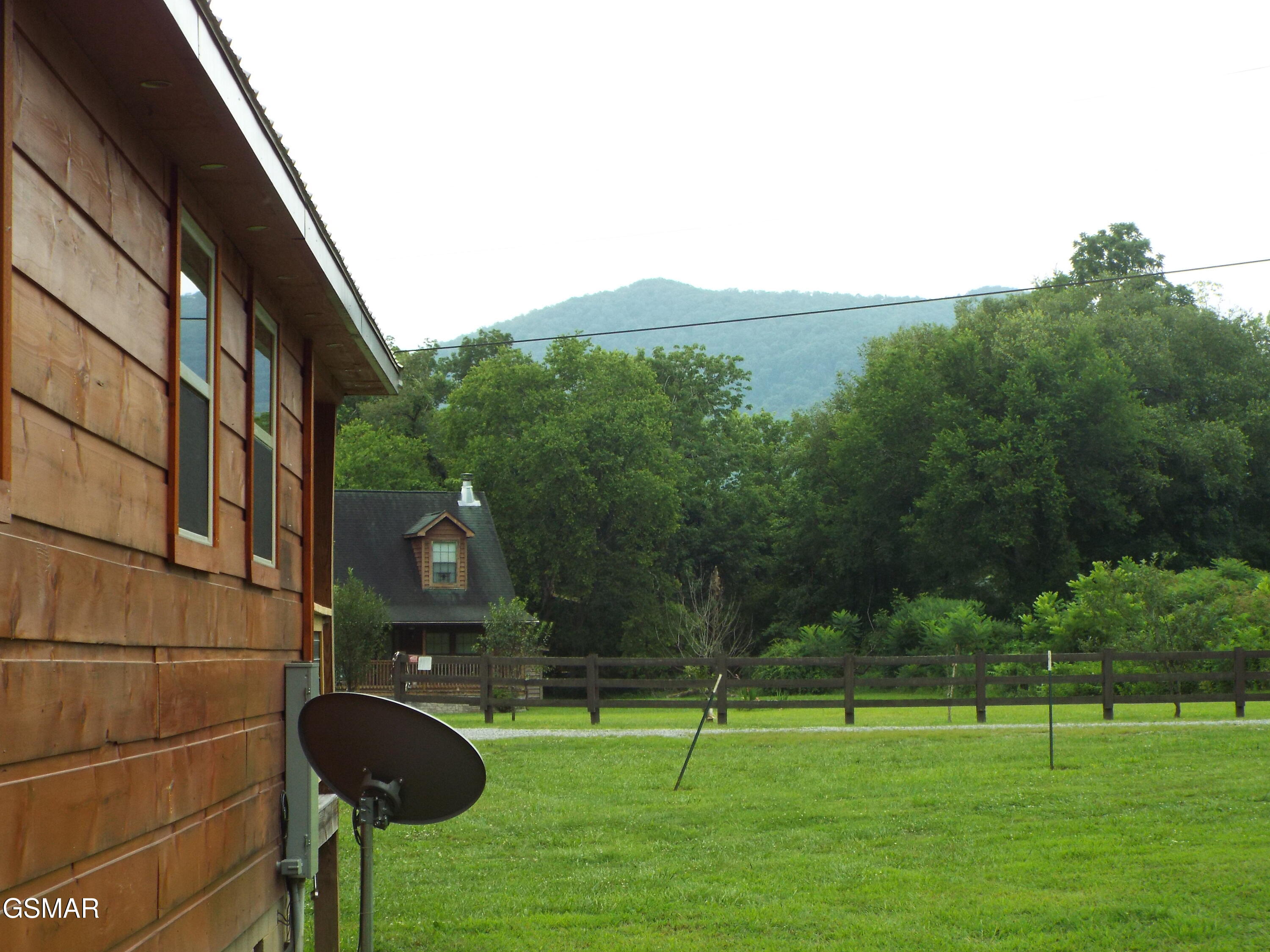 6018 Larkmoor Road Cosby TN 37722