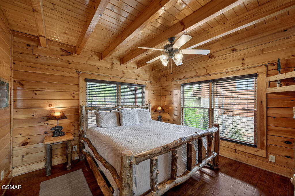 1553 Majestic Mountain Drive Sevierville TN 37876