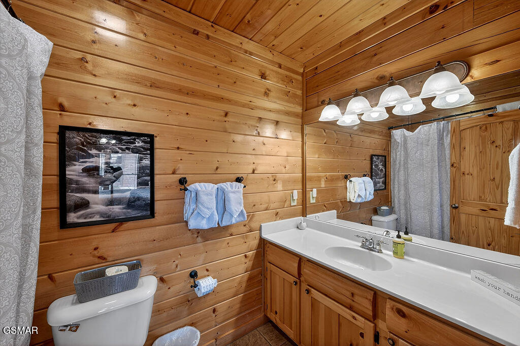 1553 Majestic Mountain Drive Sevierville TN 37876