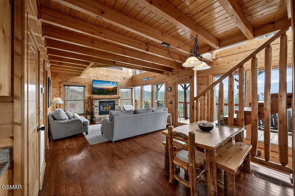 1553 Majestic Mountain Drive Sevierville TN 37876