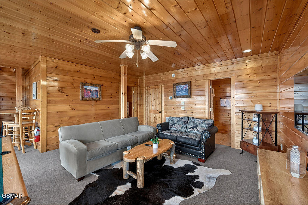 1553 Majestic Mountain Drive Sevierville TN 37876