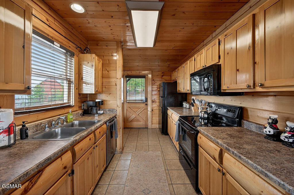 1553 Majestic Mountain Drive Sevierville TN 37876