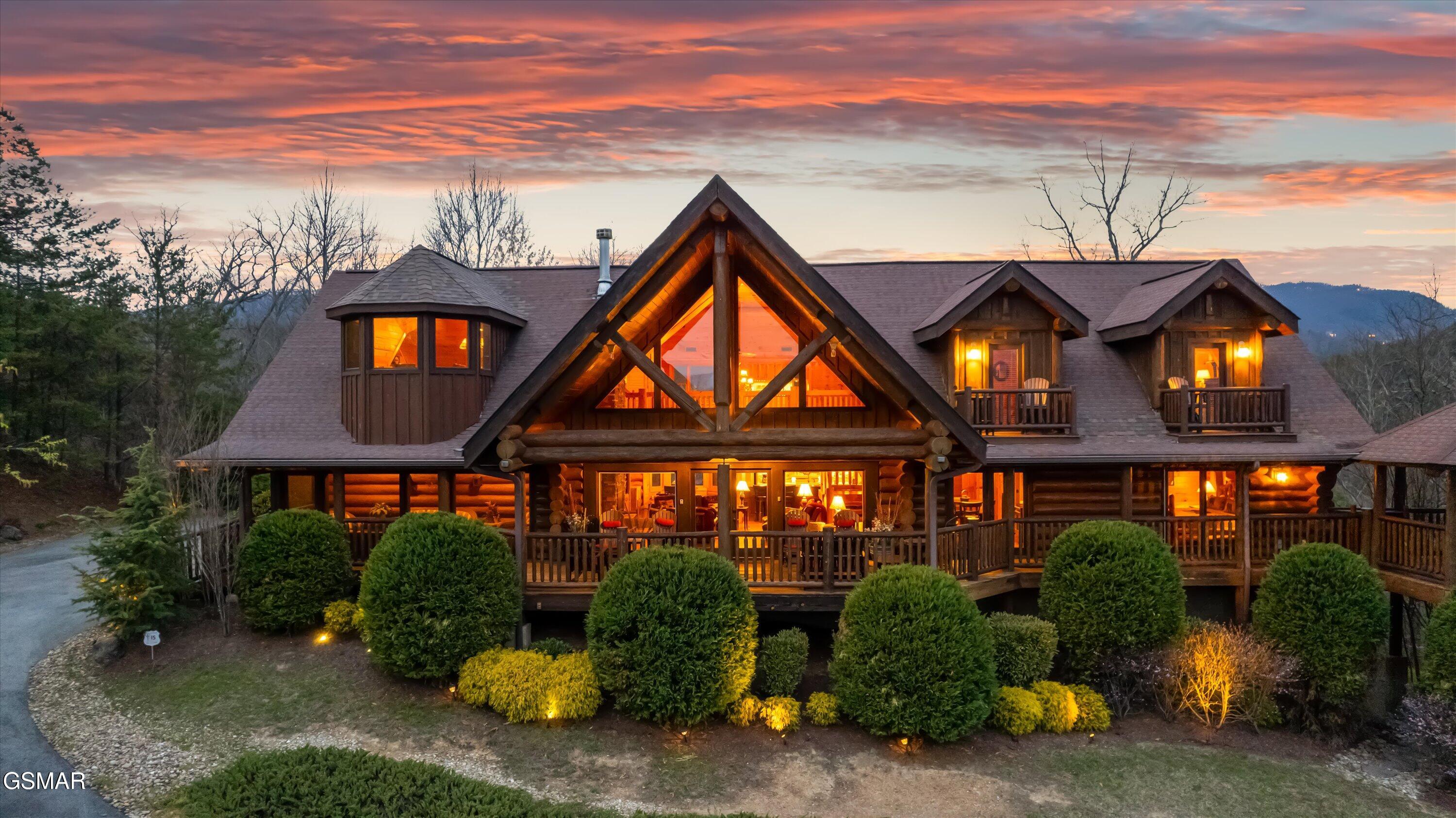 2436 Smoky Vista Way Sevierville TN 37862