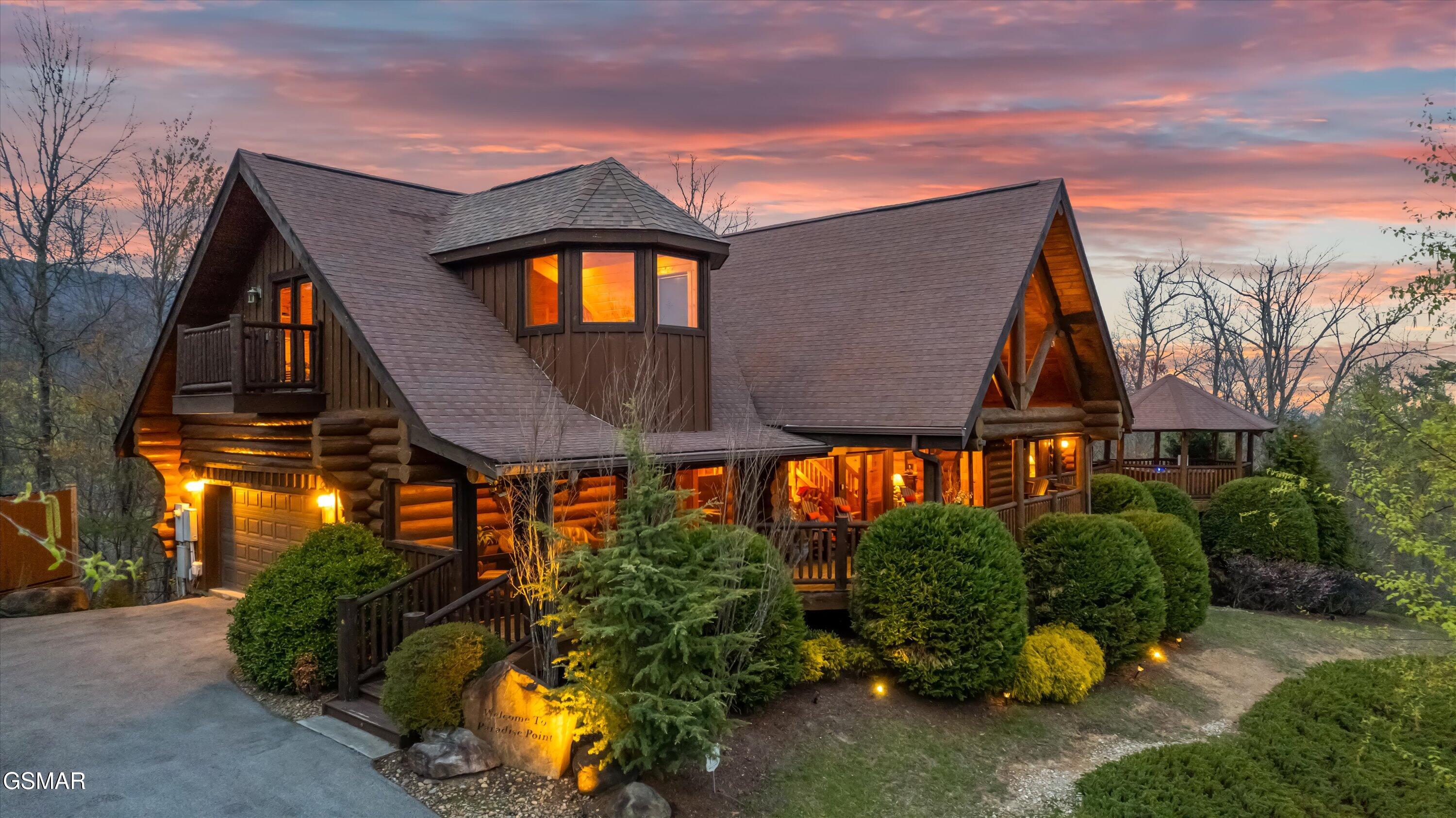 2436 Smoky Vista Way Sevierville TN 37862