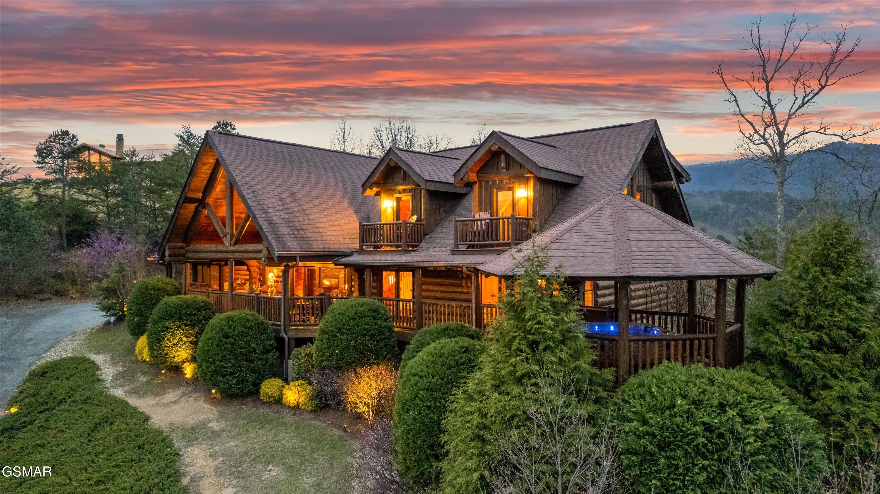 2436 Smoky Vista Way Sevierville TN 37862
