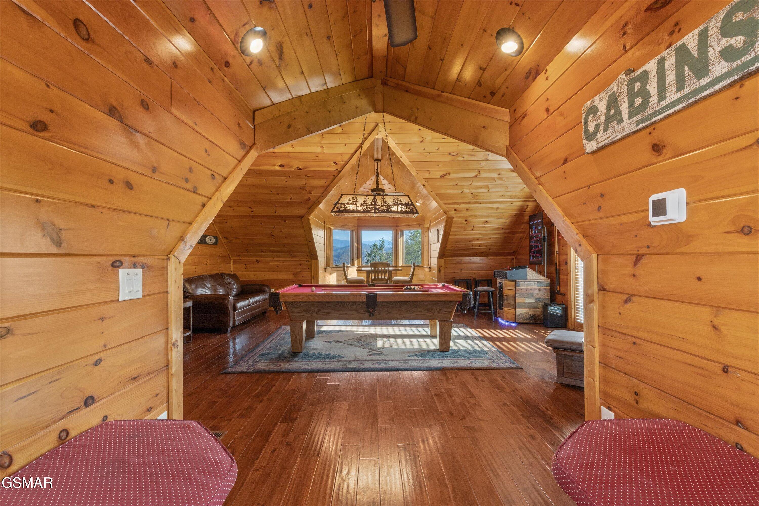2436 Smoky Vista Way Sevierville TN 37862