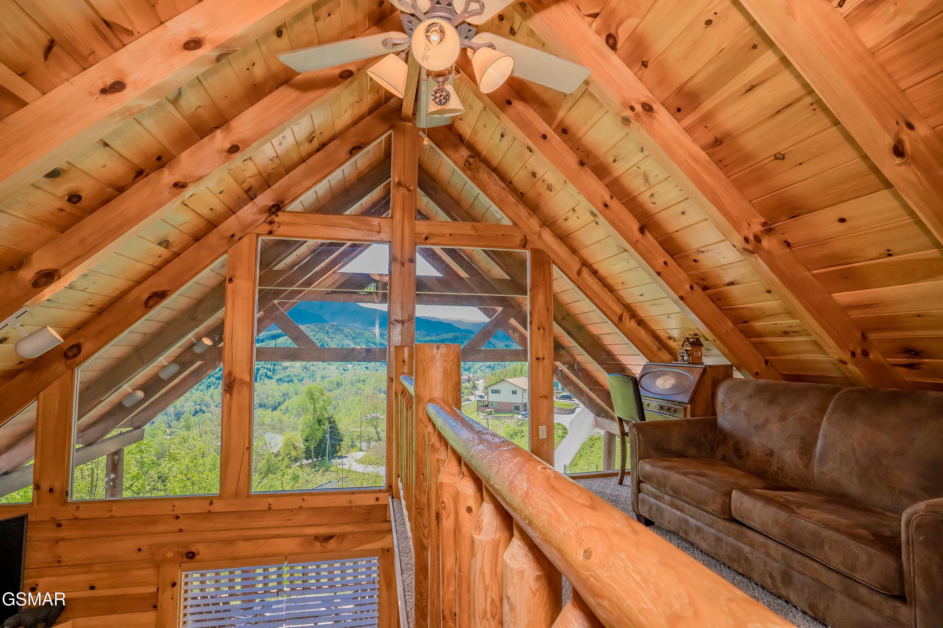 801 Kings Way Gatlinburg TN 37738
