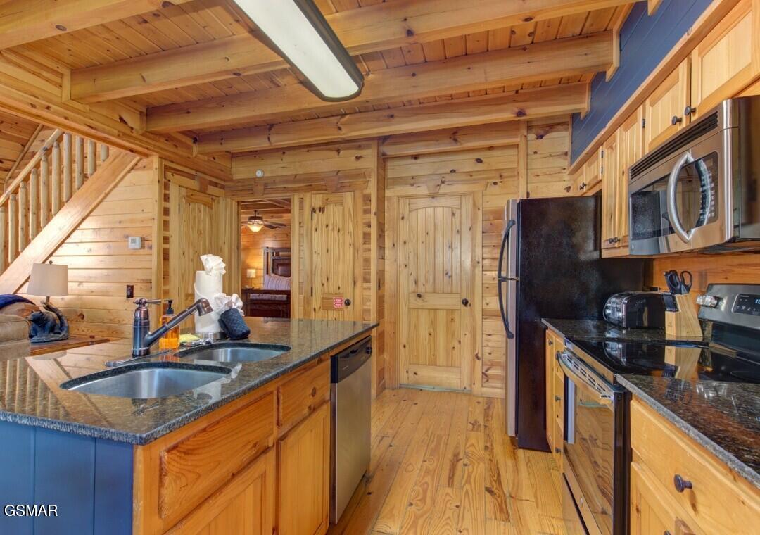 156 White Oak Resort Way Gatlinburg TN 37738