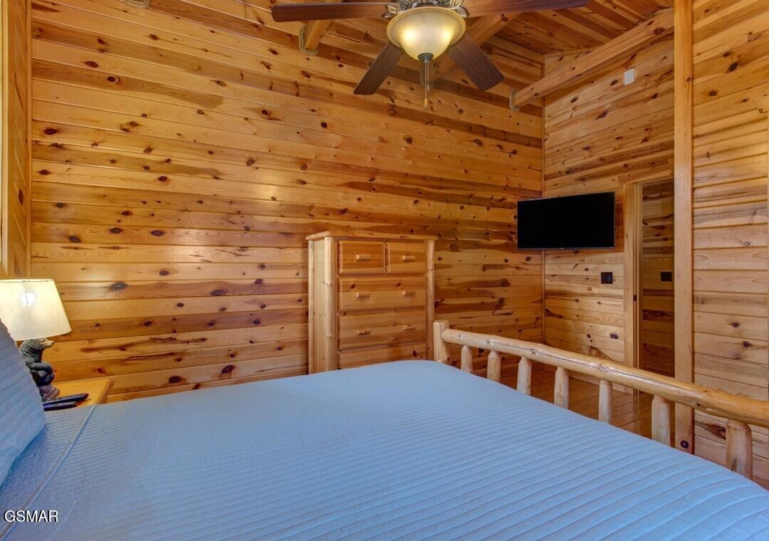 156 White Oak Resort Way Gatlinburg TN 37738