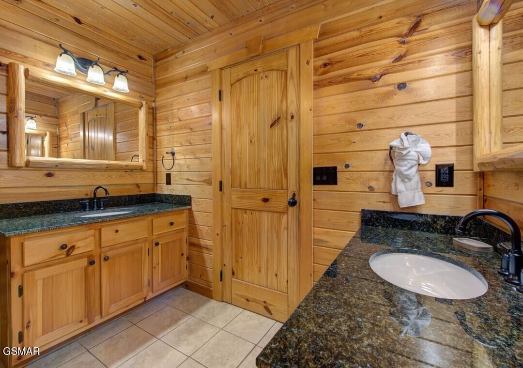156 White Oak Resort Way Gatlinburg TN 37738