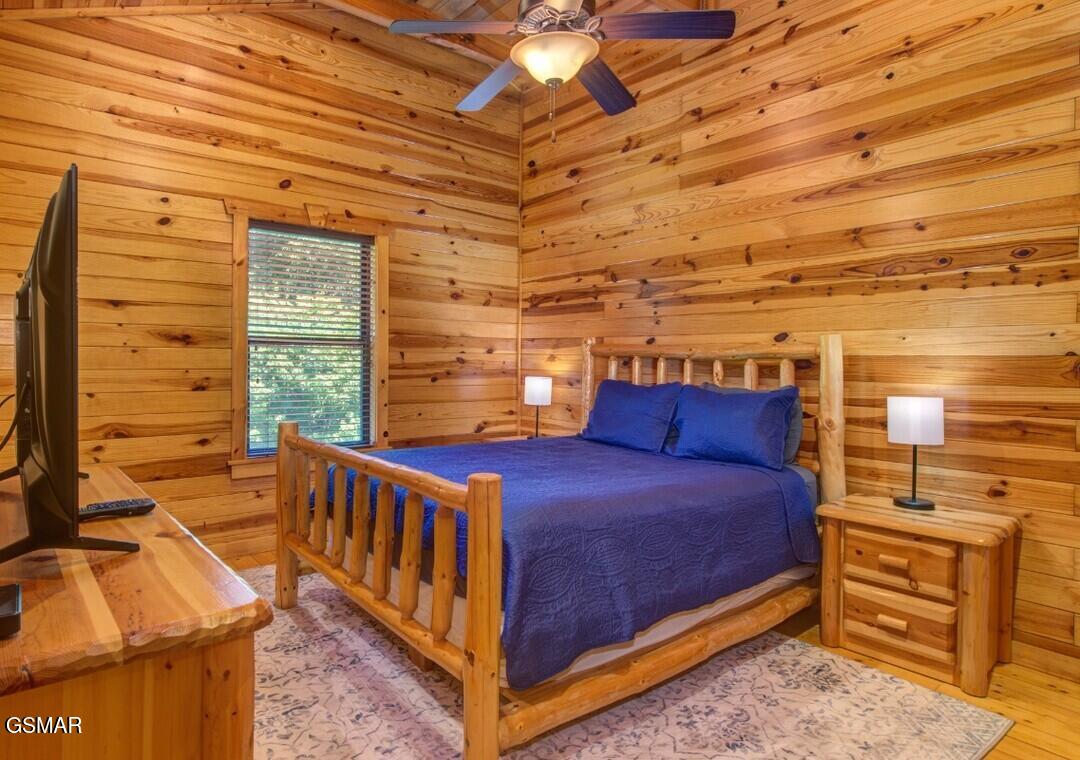 156 White Oak Resort Way Gatlinburg TN 37738