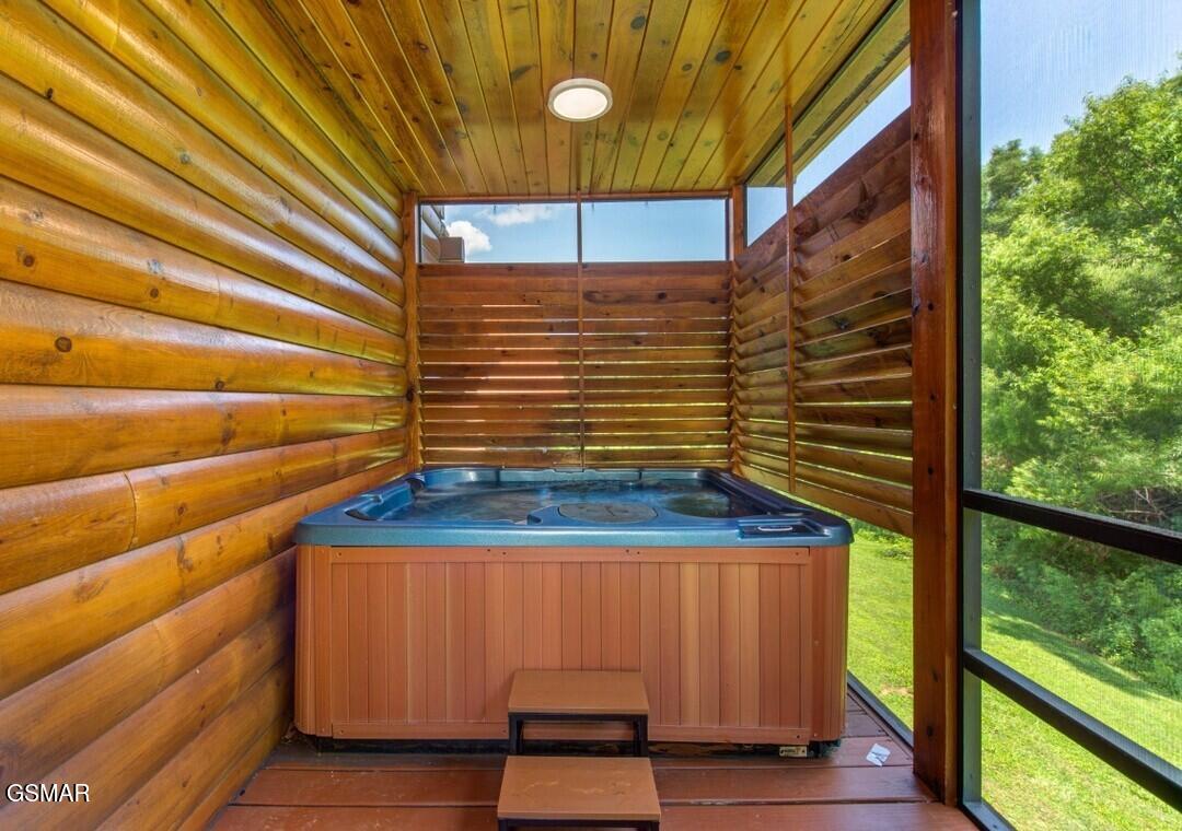 156 White Oak Resort Way Gatlinburg TN 37738