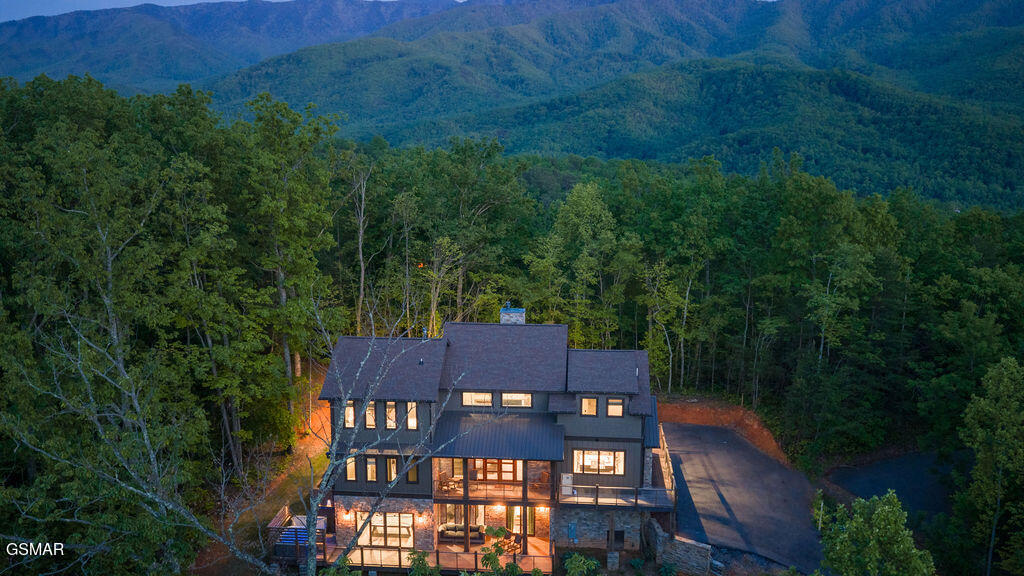 564 Thissa Way Gatlinburg TN 37738