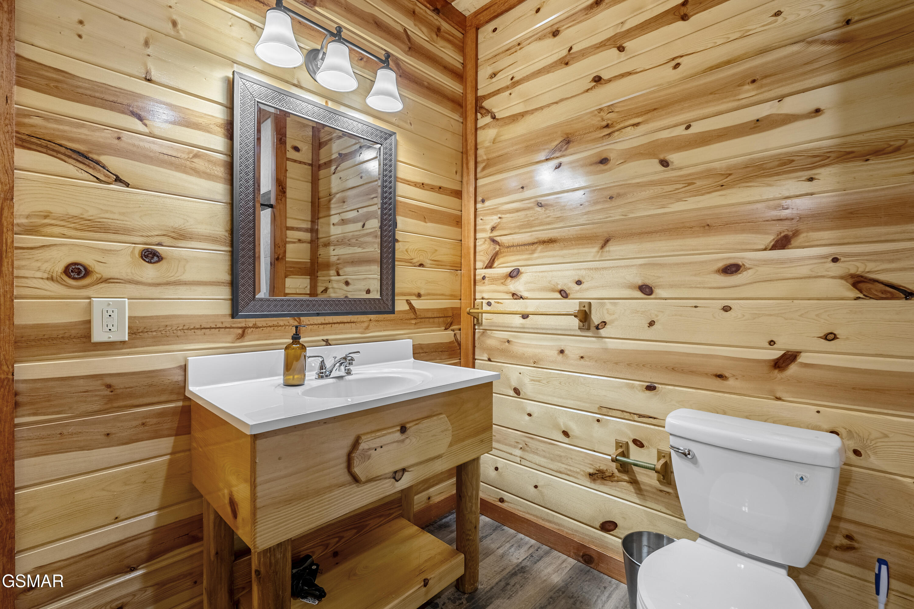 1628 Barn Door Lane Sevierville TN 37862