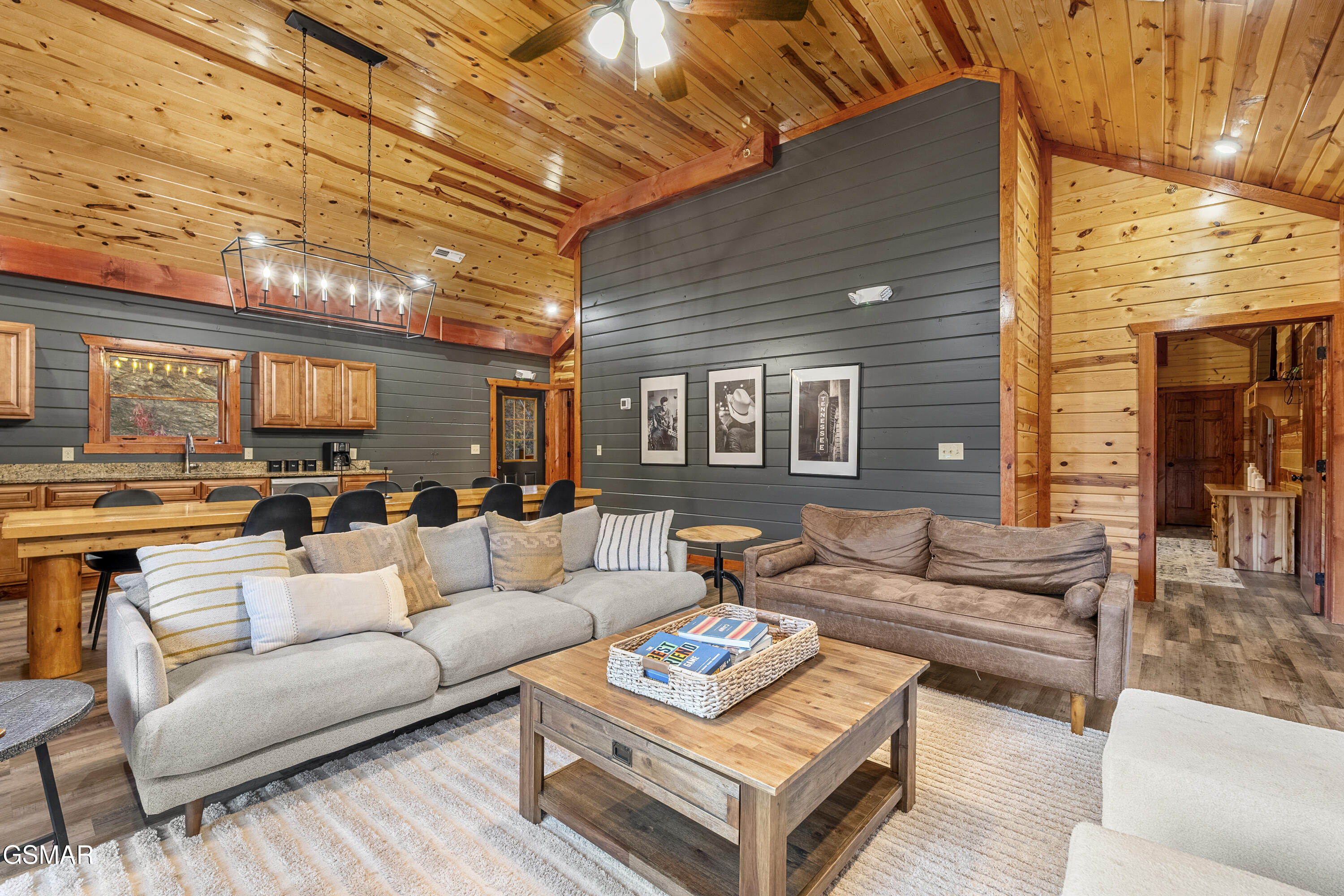 1628 Barn Door Lane Sevierville TN 37862