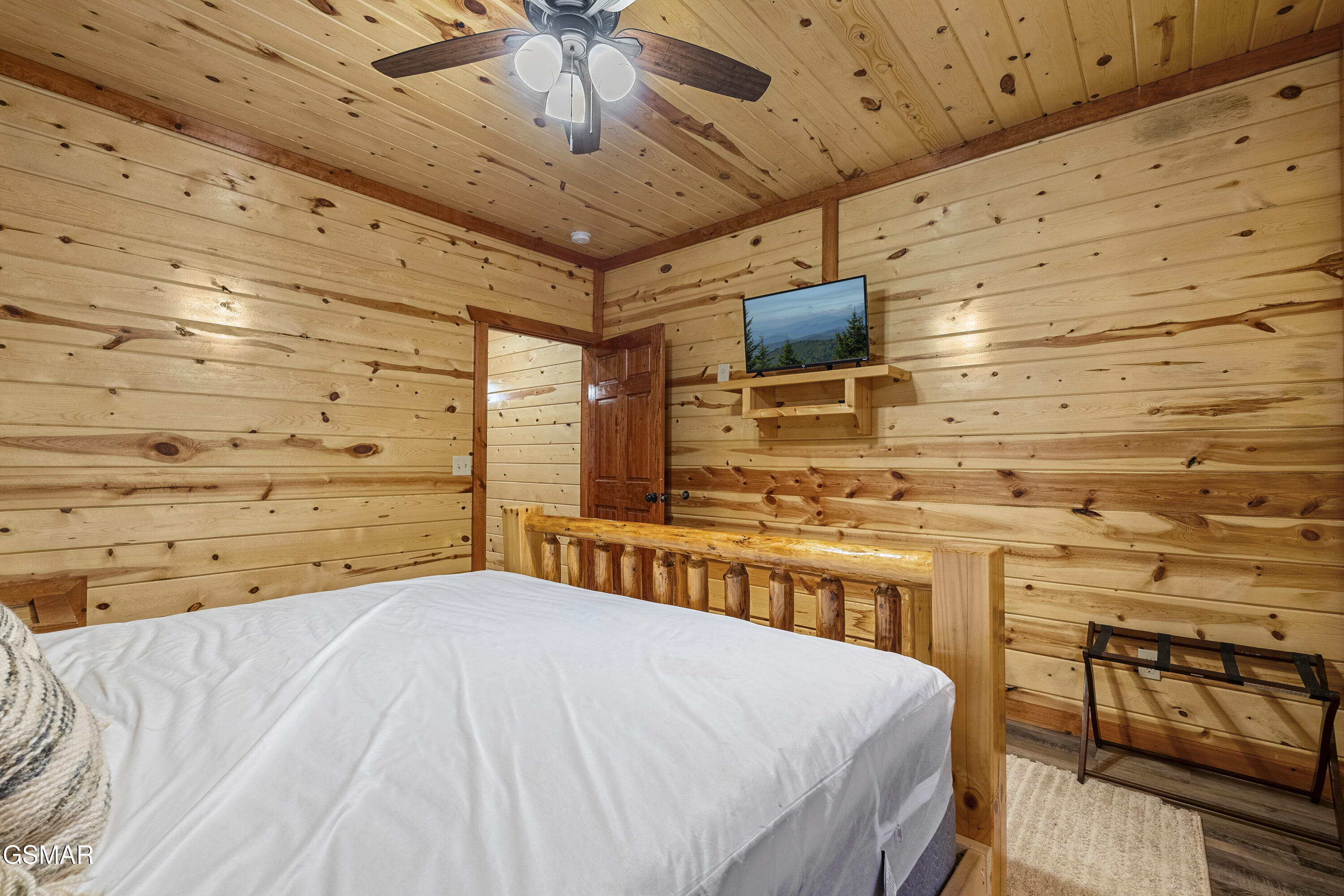 1628 Barn Door Lane Sevierville TN 37862