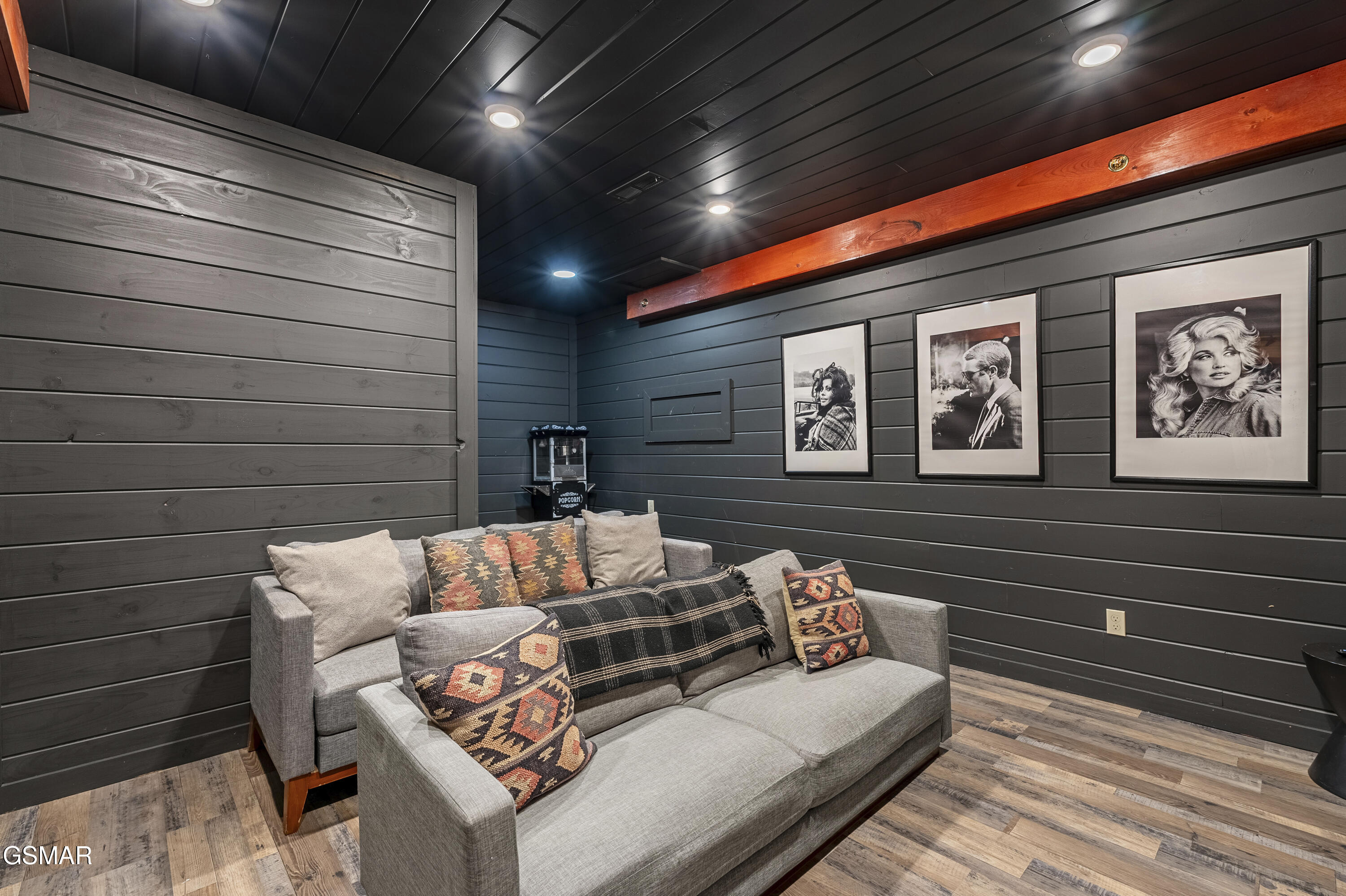 1628 Barn Door Lane Sevierville TN 37862