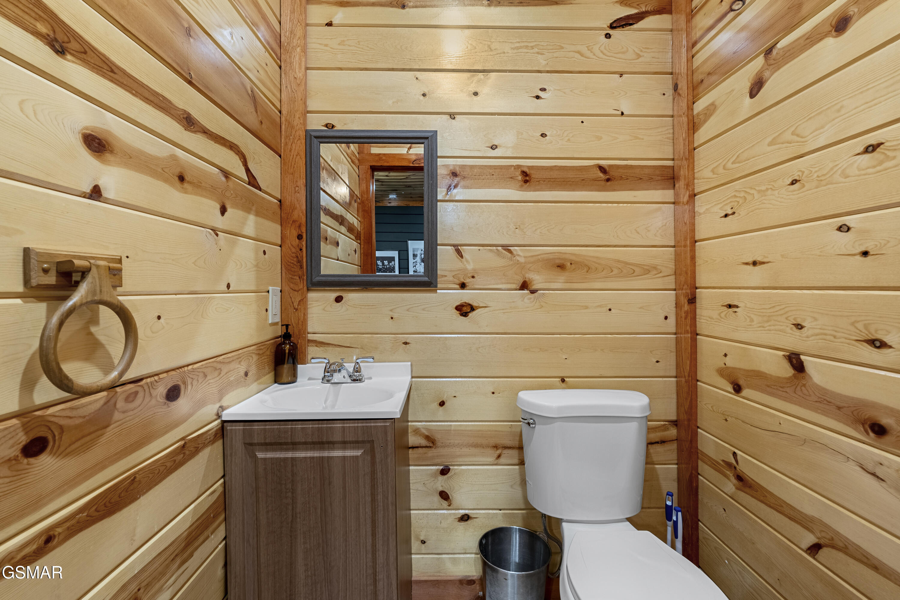 1628 Barn Door Lane Sevierville TN 37862