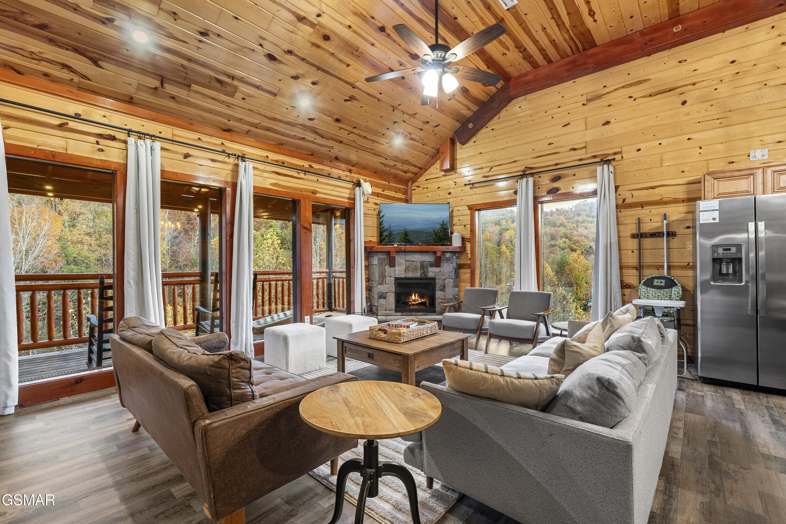 1628 Barn Door Lane Sevierville TN 37862