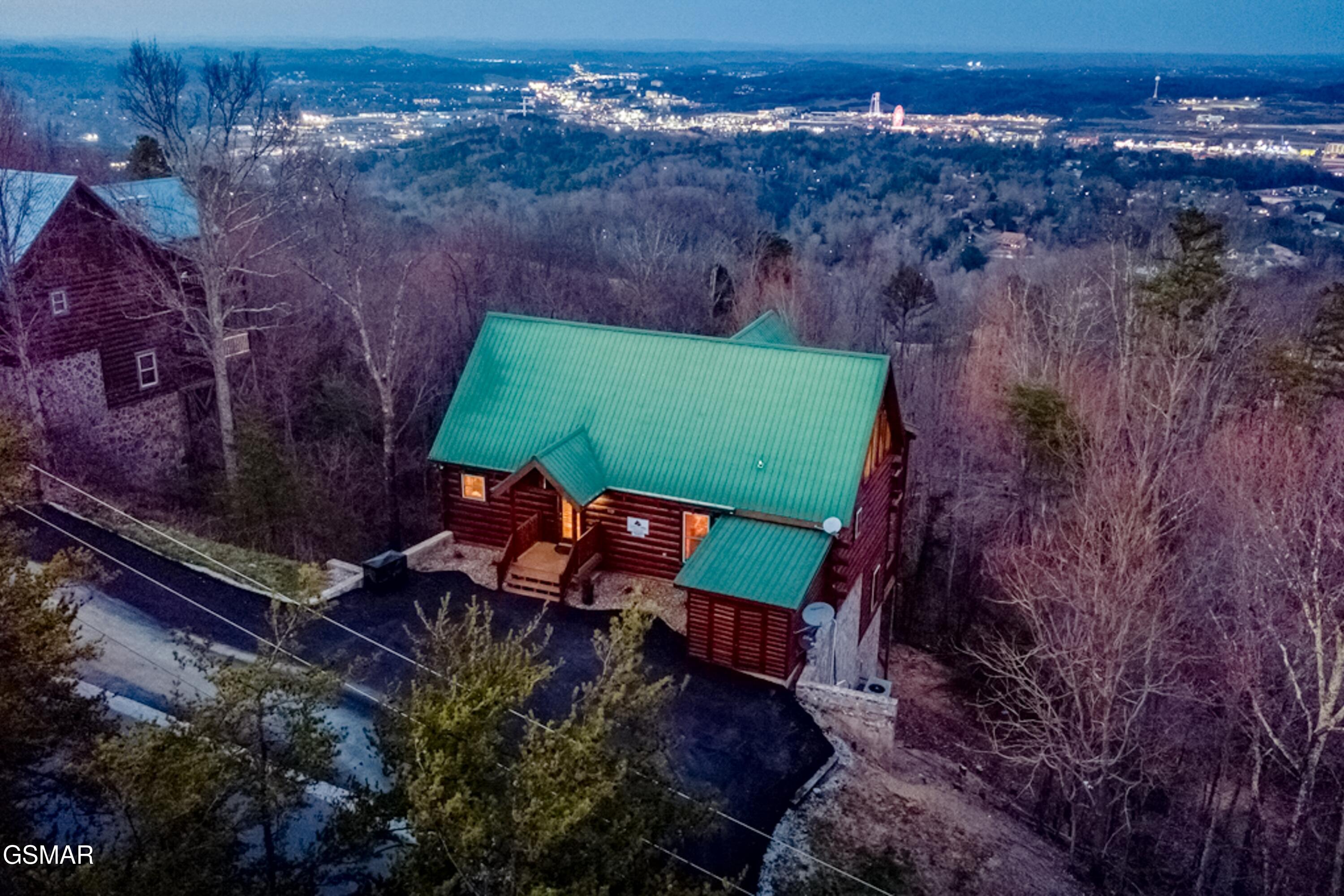 3221 Engle Town Road Sevierville TN 37862