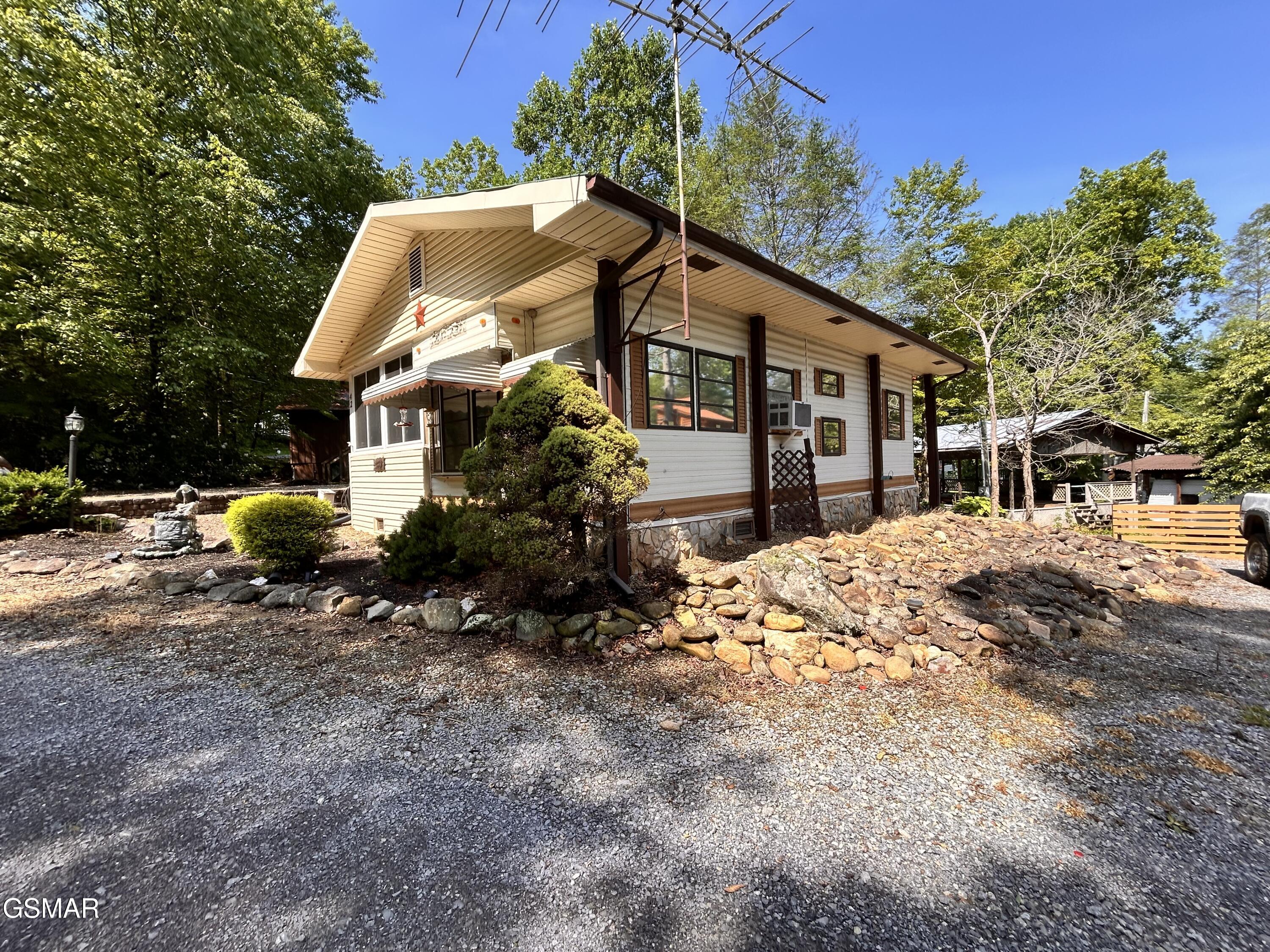 261 Lily Way Cosby TN 37722