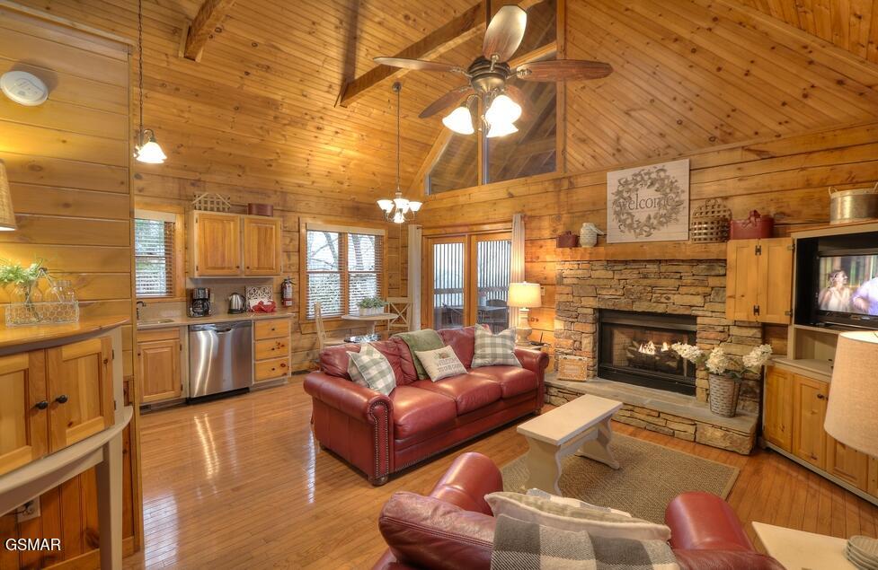 223 Oak Haven Way Sevierville TN 37876