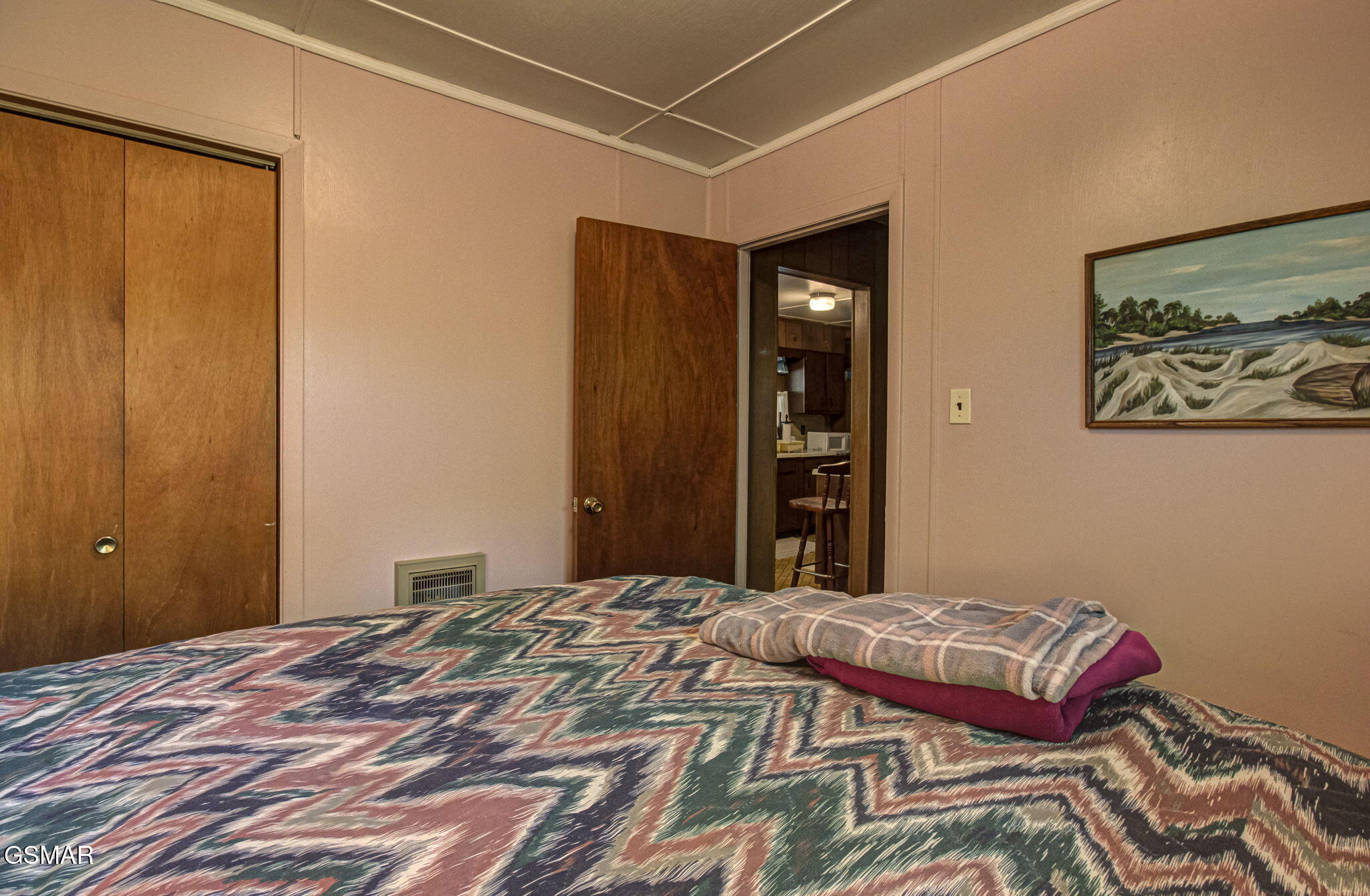 1909 Cheyene Trail Dandridge TN 37725